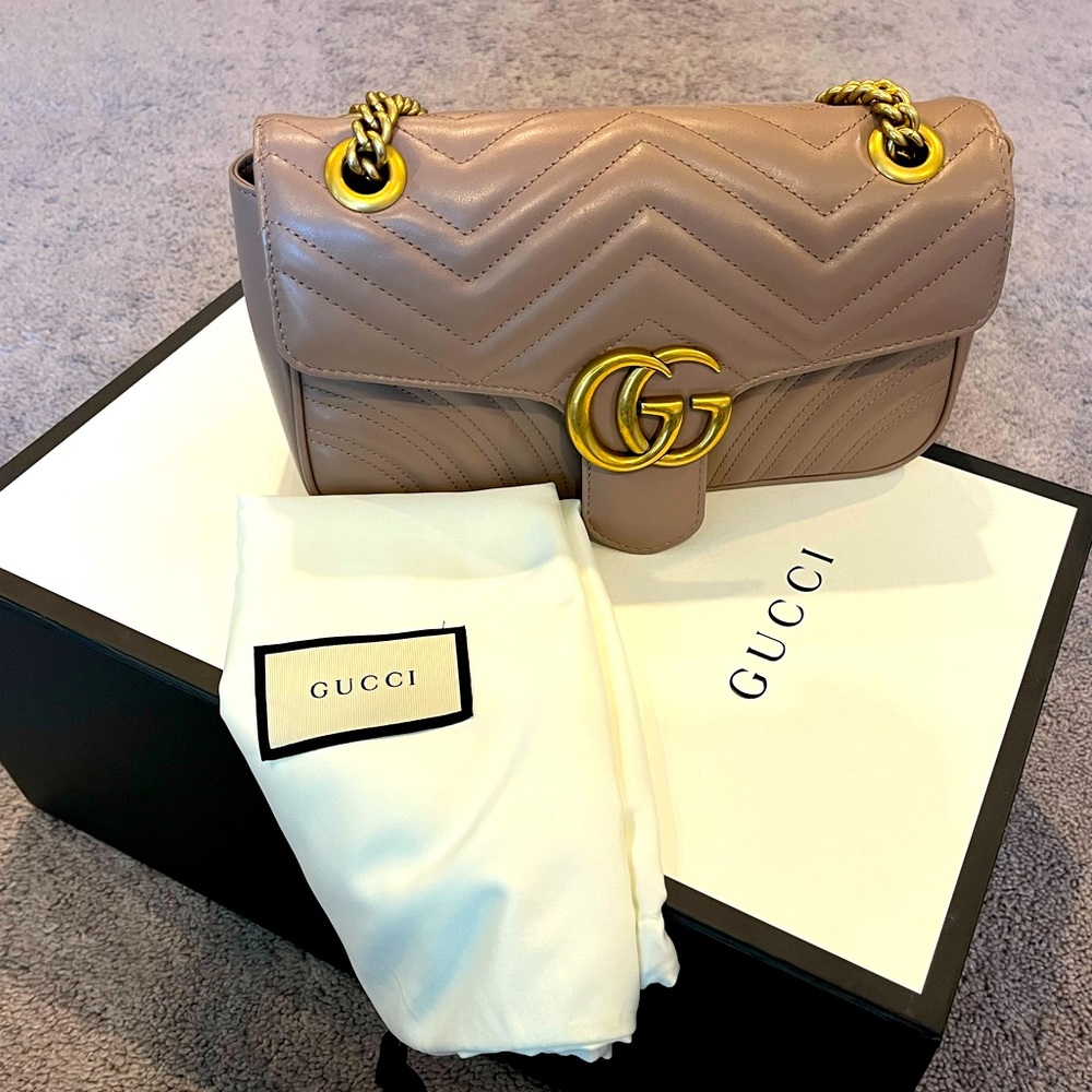 GUCCI GG Marmont Matalasse shoulder bag - Small